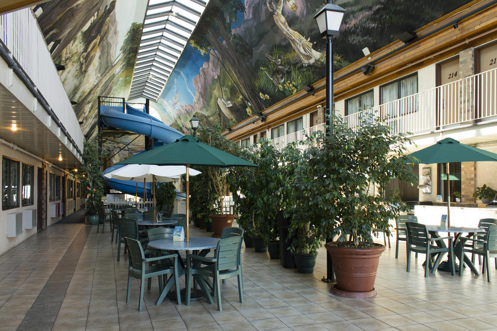 Days Inn By Wyndham Lethbridge Extérieur photo