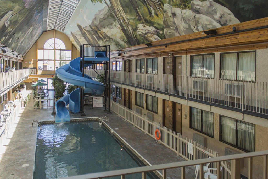 Days Inn By Wyndham Lethbridge Extérieur photo